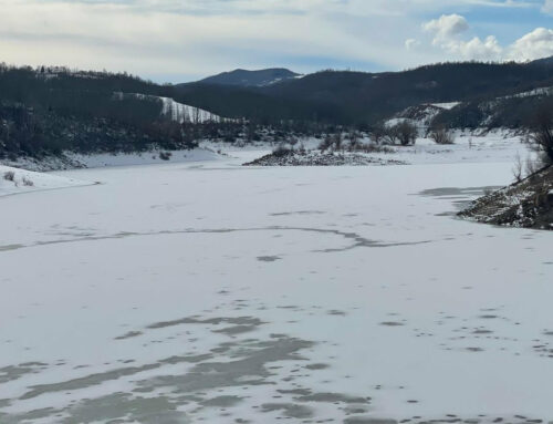 Le spettacolari immagini del Lago di Scandarello ghiacciato viste da Amatrice